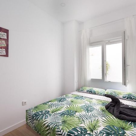 Cozy 3 Bed Apartment In The Heart Of لقنت المظهر الخارجي الصورة