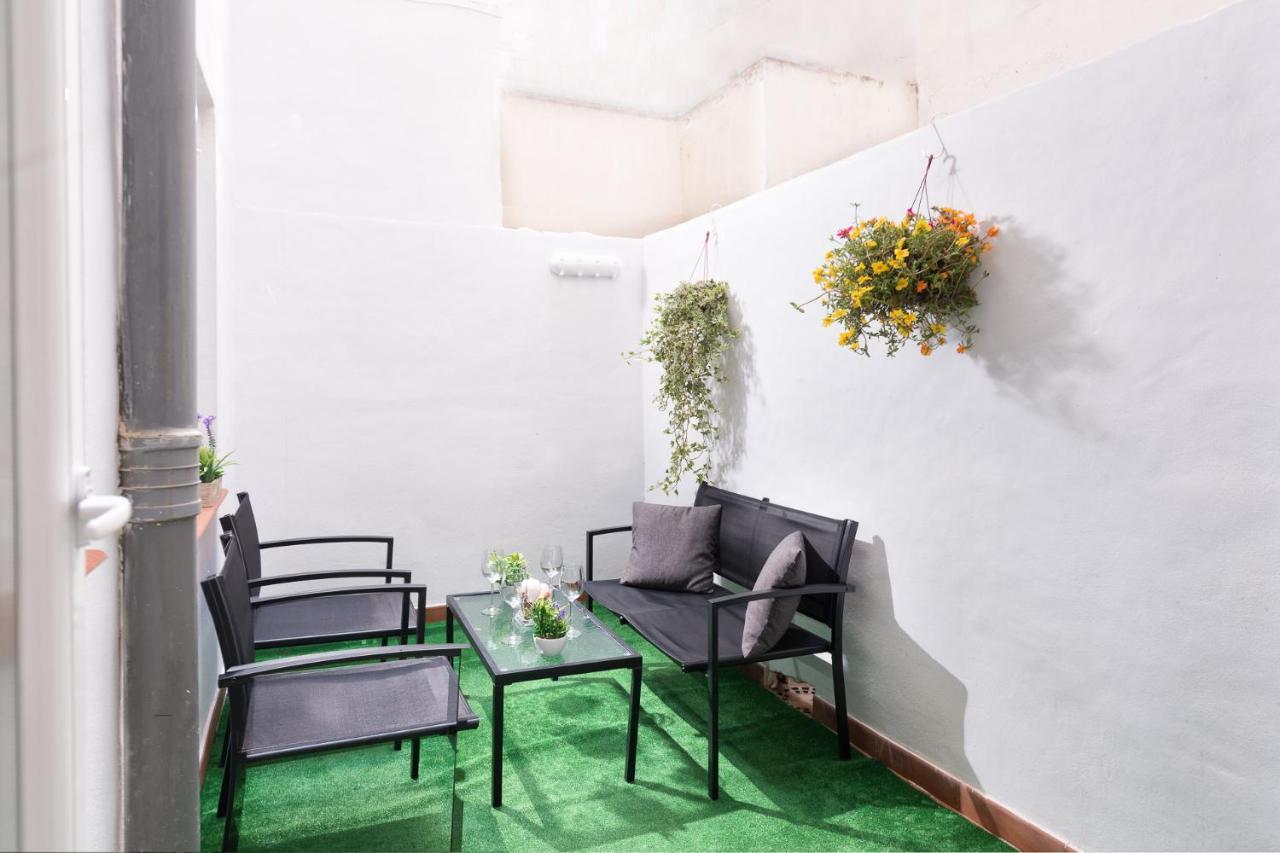 Cozy 3 Bed Apartment In The Heart Of لقنت المظهر الخارجي الصورة