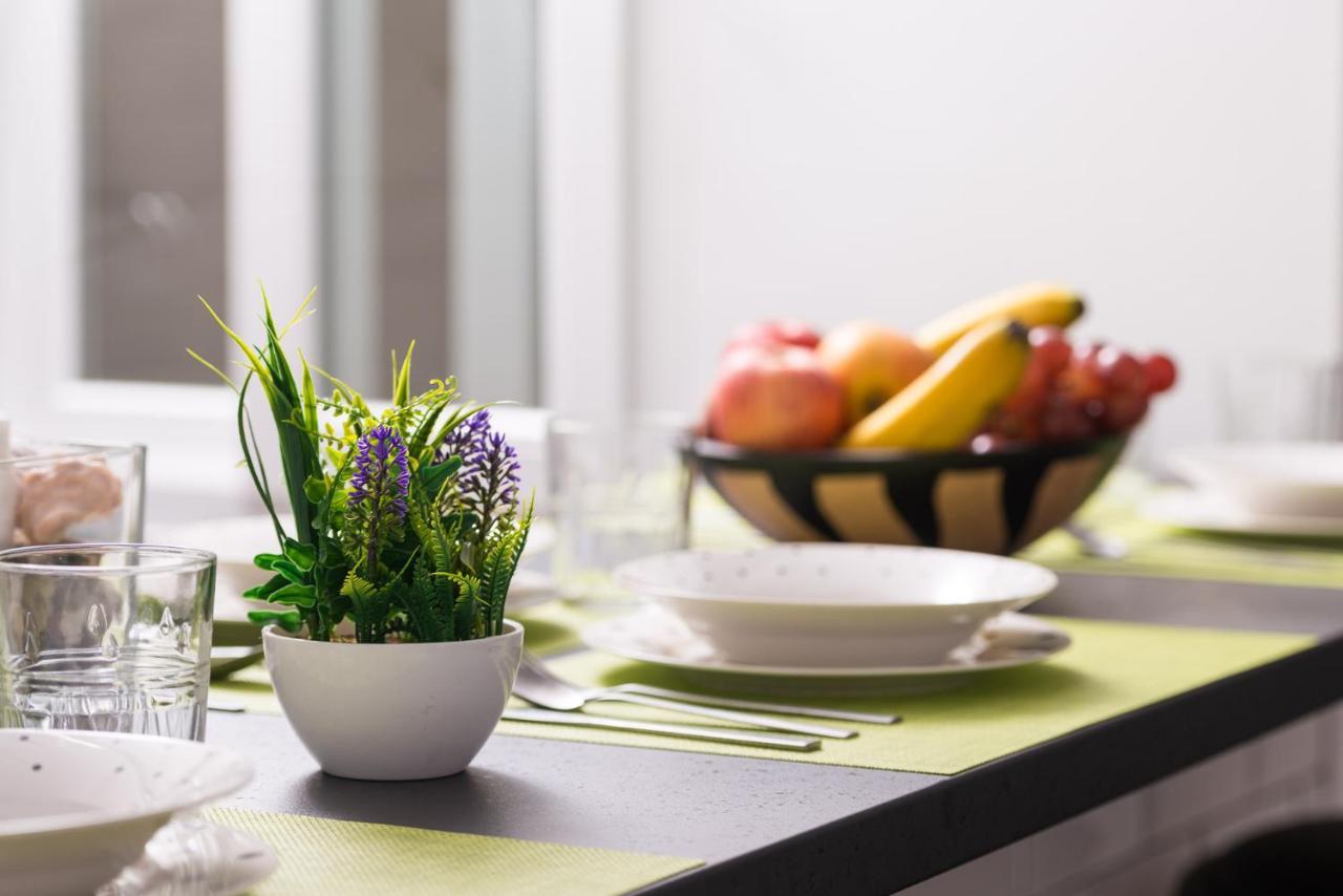 Cozy 3 Bed Apartment In The Heart Of لقنت المظهر الخارجي الصورة
