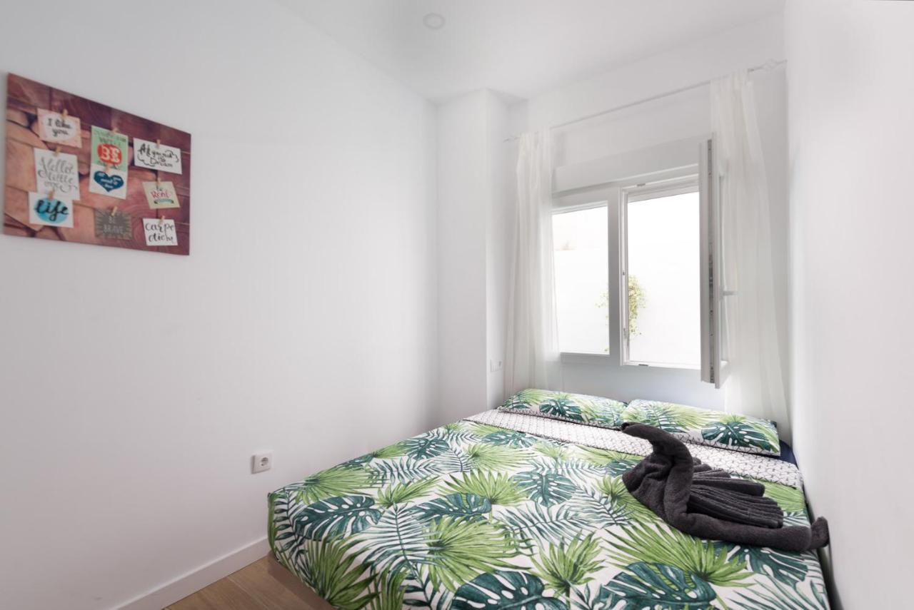 Cozy 3 Bed Apartment In The Heart Of لقنت المظهر الخارجي الصورة